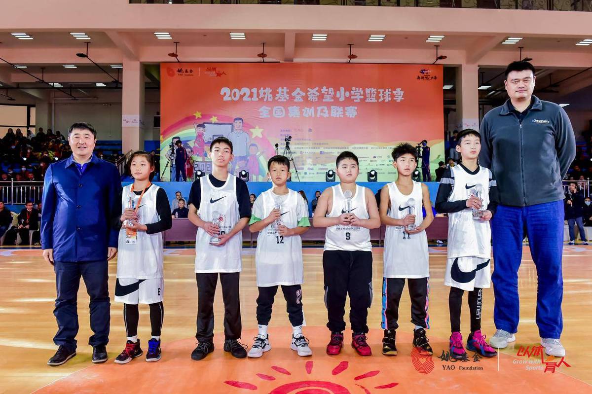 亚军球队的训练方案如何帮助你快速提升篮球技能_1